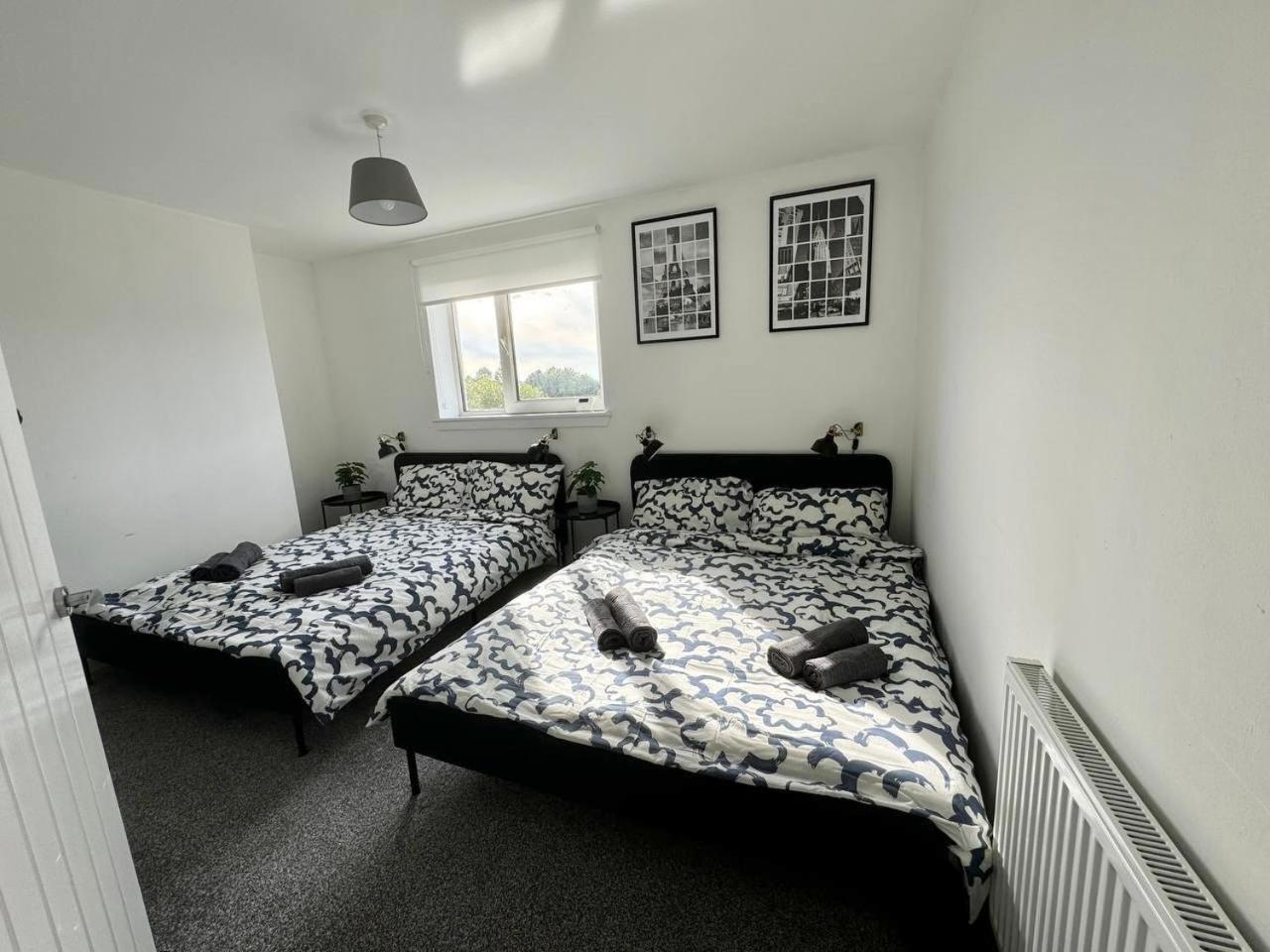 Clydebank Brand New 3Bdr Home, Glasgow Bagian luar foto